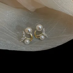 Minimal Fish Pearl Korean Earrings
