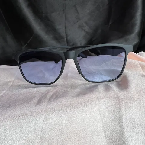UV Protecterd  Sunglasses