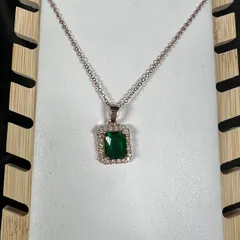 Premium Anti Tarnish Rosegold Necklace - Green Designed Rectangle