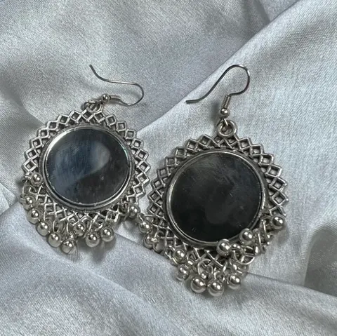 Round Mirror Oxidised Jhumka