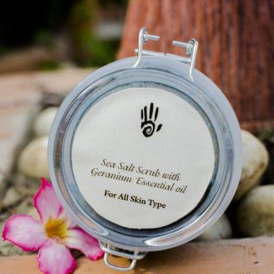 Sea Salt Scrub With Geranium Essential Oils