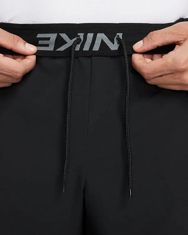 Nike Dri-FIT Woven Graphic Fitness Shorts