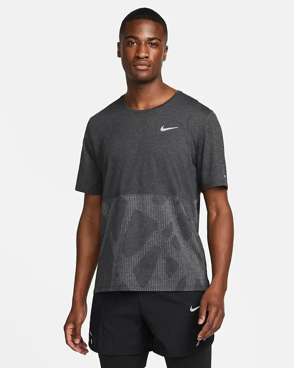 Nike Dri-FIT Run Division Short-Sleeve Running Top