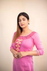 Women Pink Cotton Kurti