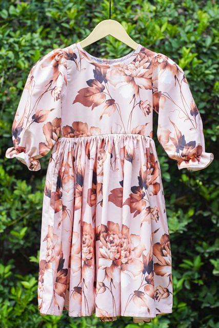 Girls Floral Print Puffed Sleeve Fit And Flare Dress