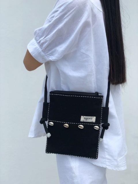 Handwoven Cowrie Sling Bag (Black)