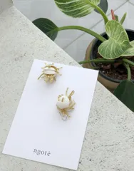 Shell Bouquet Beaded Earring