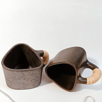 Terracotta by Sachii "Longpi Black Pottery Trikon Coffee Mug Small"