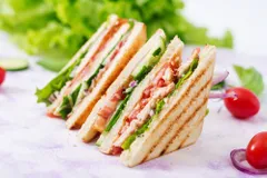 Tandoori Veg Club Sandwich