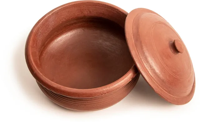 Curved Shape Curry Pot / Terracotta Curry Pot