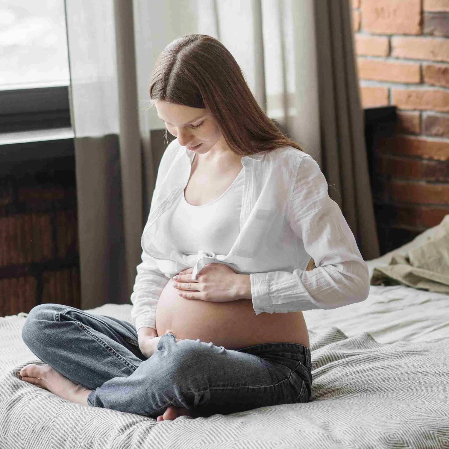 How to feel confident in your pregnant body?