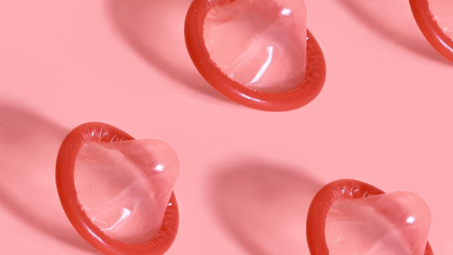 Condom Wars: Male Condom or Female Condom Which One to Choose?