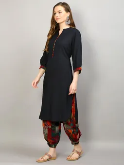 Solid Kurta With Pant Closer One