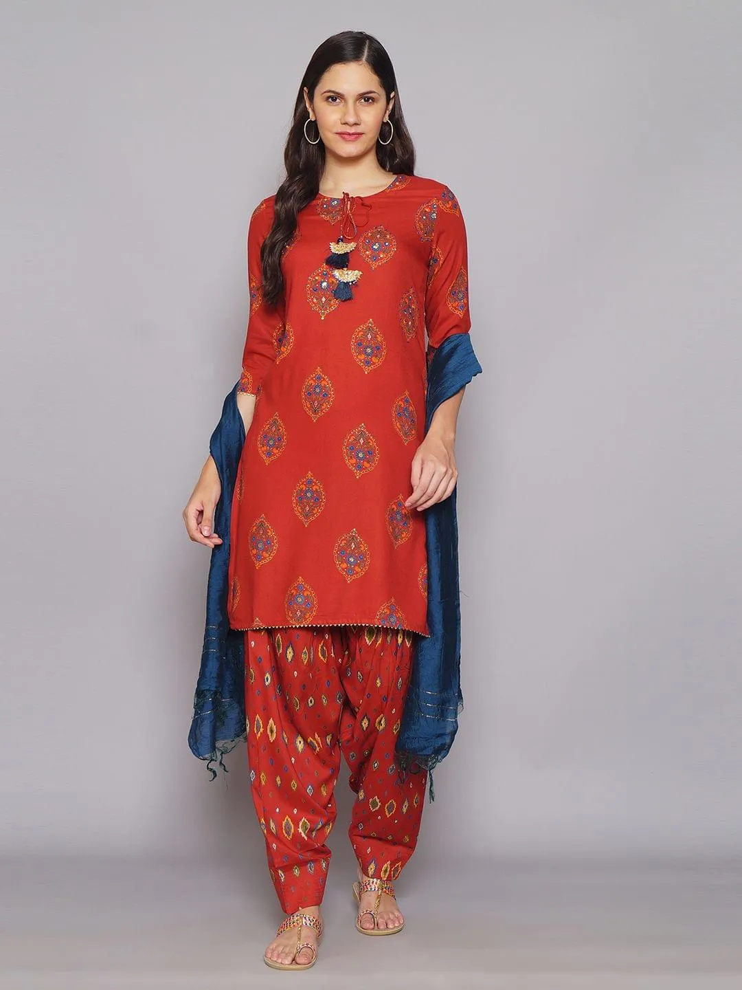 Floral Short Kurta Salwar Dupatta Front