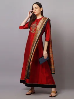 Embroidered Dress With Dupatta Second Closer