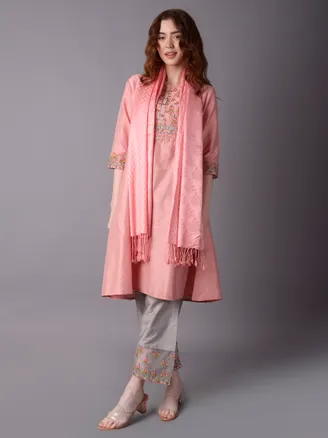Pink Embroidered Kurta With Pant