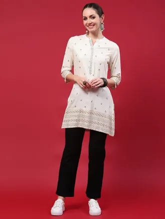 Buy online Black Printed A-line Kurta from Kurta Kurtis for Women by Shree  Shital Print for ₹589 at 63% off | 2023 Limeroad.com