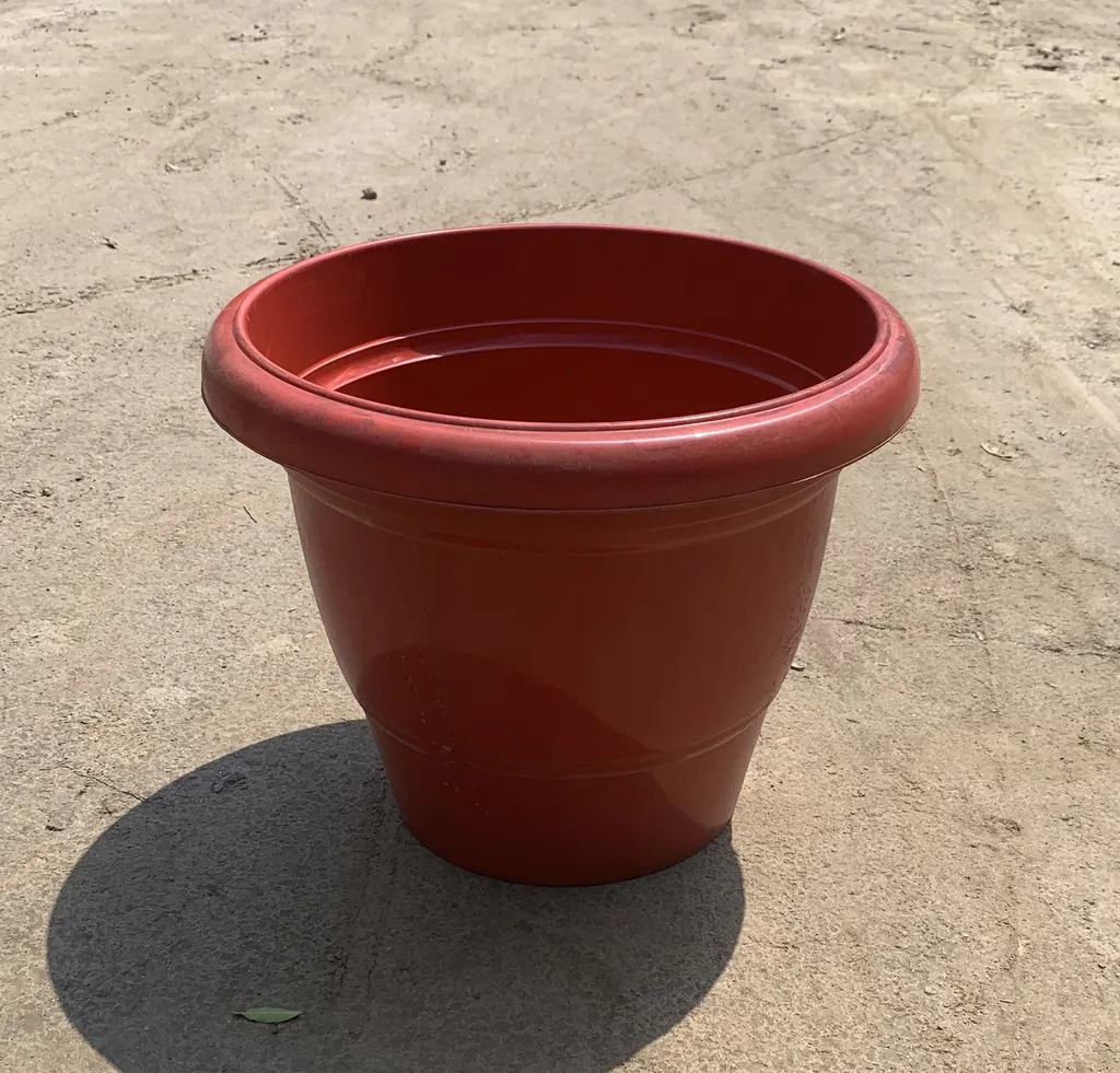 12 inch - Heavy Red Plastic Pot