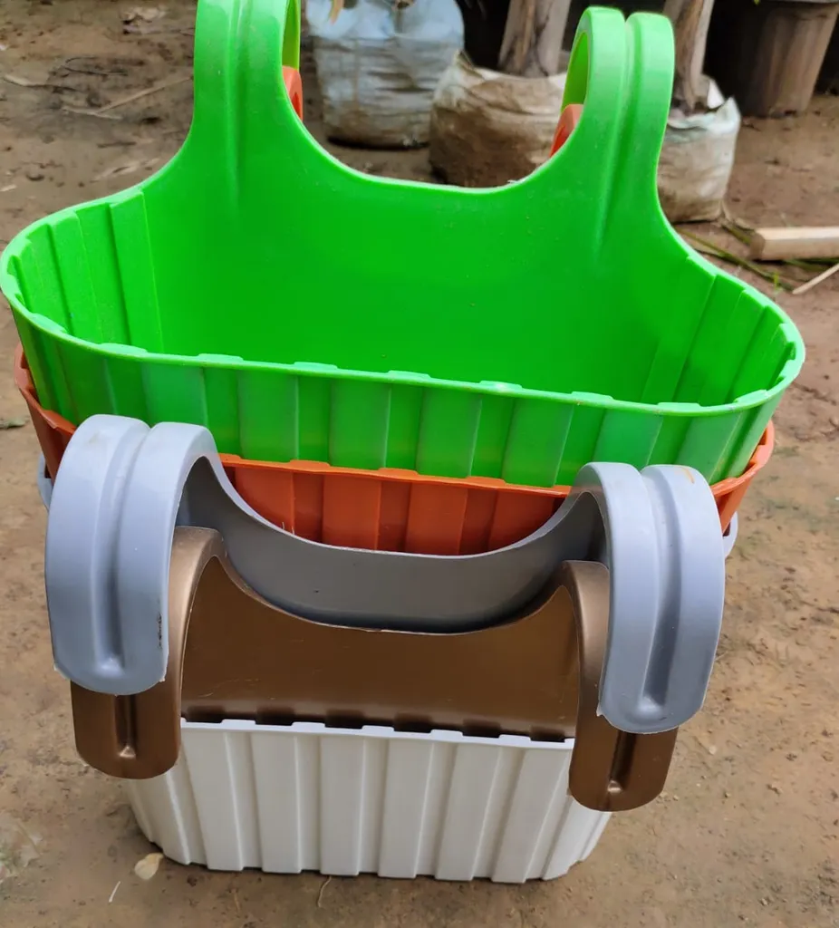 12 Inch Double Hook Plastic Planter (any colour)