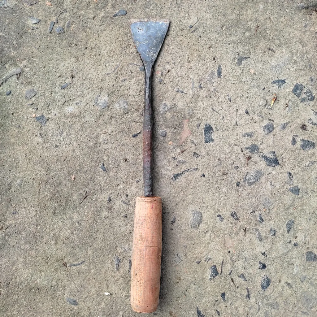 2 Inch Khurpi with Wooden Handle