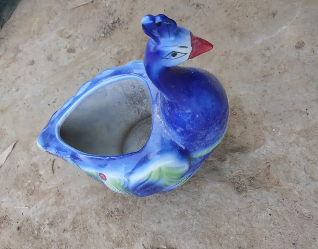 10 Inch Blue Swan Designer Ceramic Pot