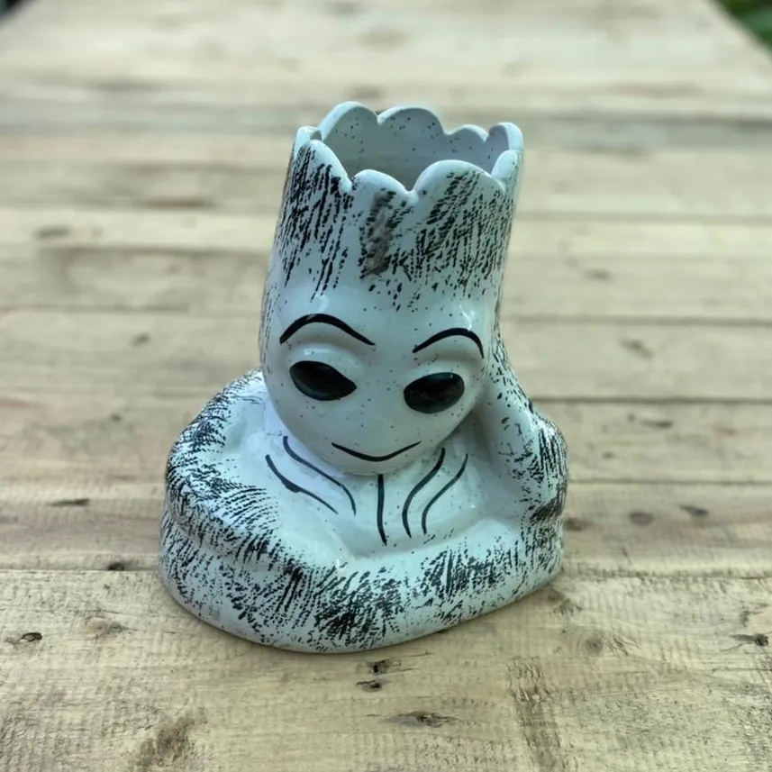 6 X 10 Inch Cute Grute Designer Ceramic Pot