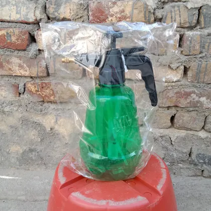 Buy Pressure Watering Pump (any colour) - 1. 25 Ltr Online | Urvann.com