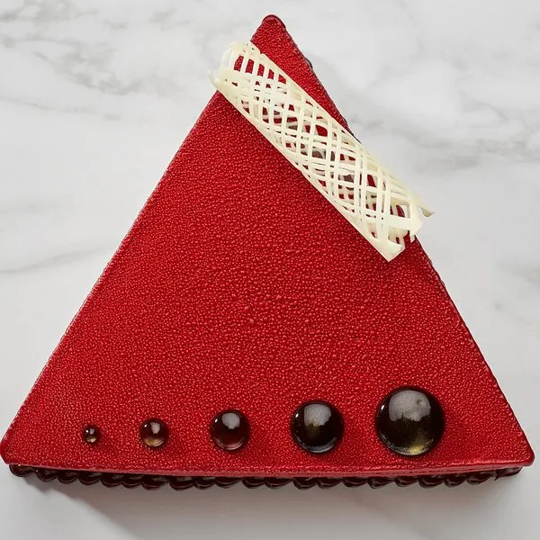 Intensive Red Velvet Cake