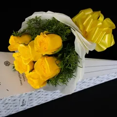 6 Yellow Roses Bunch
