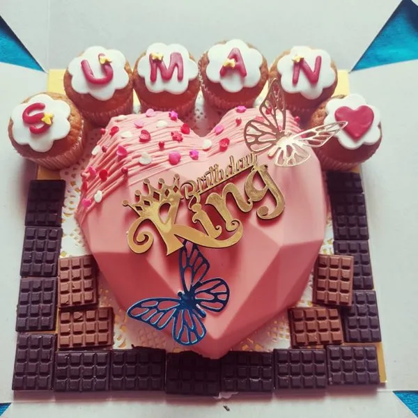 Heart Shape Pink Crush Pinata Cake With Six Cupcakes Inside