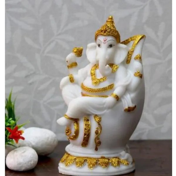 Polyresin Ganesha Golden & White 01