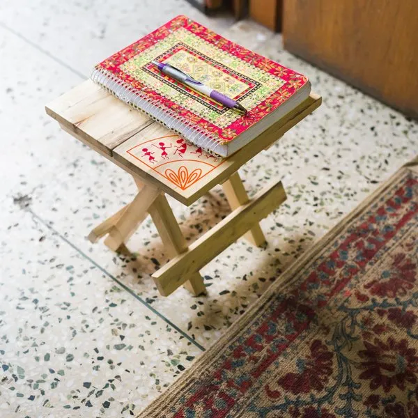 IVEI Warli Wooden Portable Folding Table - Small (9.5in)