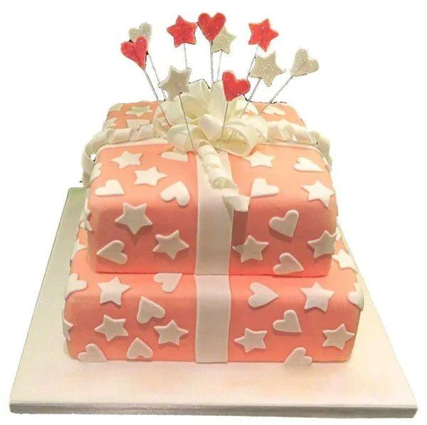 Eggless Gift Box Theme Cake