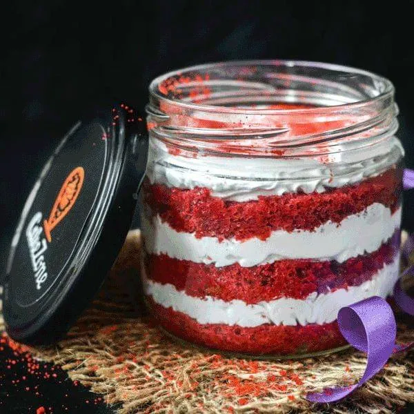 Red Velvet Jar Cake