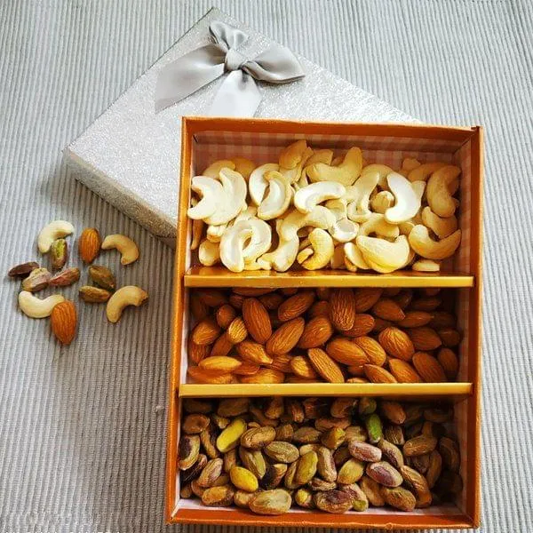 Makar Sankranti Dry Fruits Gift Box (200 gms)