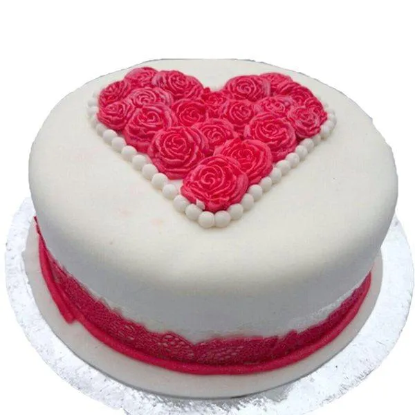 Heart of Roses Cake