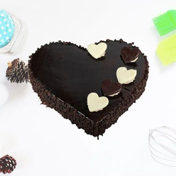 Eggless Choco Heart Cake