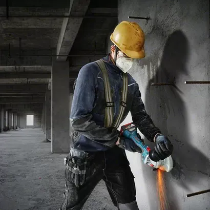 Bosch Professional GWS 180 Li Solo Cordless Angle Grinder