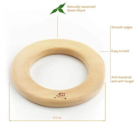 Ariro Toys Wooden Teethers-Circle & Triangle