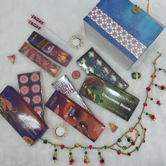 DIBHA-RUCHOKS Diwali Premium Chocolates Gift Hamper 700g D7
