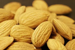 ALMONDS/BADAM 250G