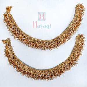 Pearl Studded Payal/Anklet In Golden Tone