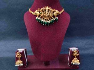 Kemp Stone Studded Laxmi Pendant Choker Necklace Set