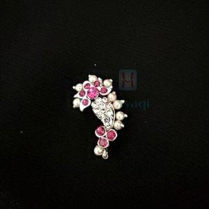 Silver Finish Nath (Press) Kohiri Design