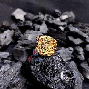 New Design Gold Finish Finger Ring For Men