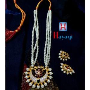 Traditional Moti Necklace Chaand Pendant Online