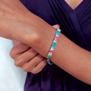 Fashionable Bracelet In Multicolor Stones