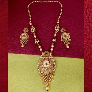 Rajwadi Broad Pendant Necklace Set In Copper