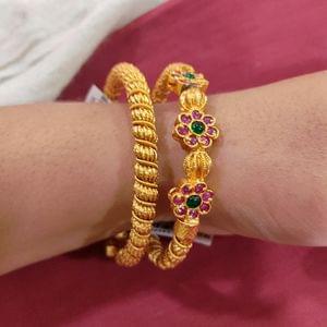 Matte Finish Kada Floral Designer