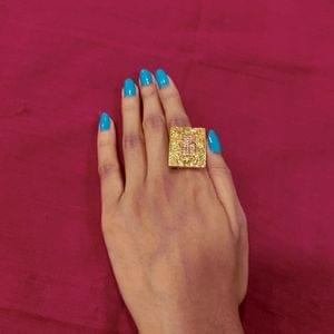 Finger Ring Antique Golden